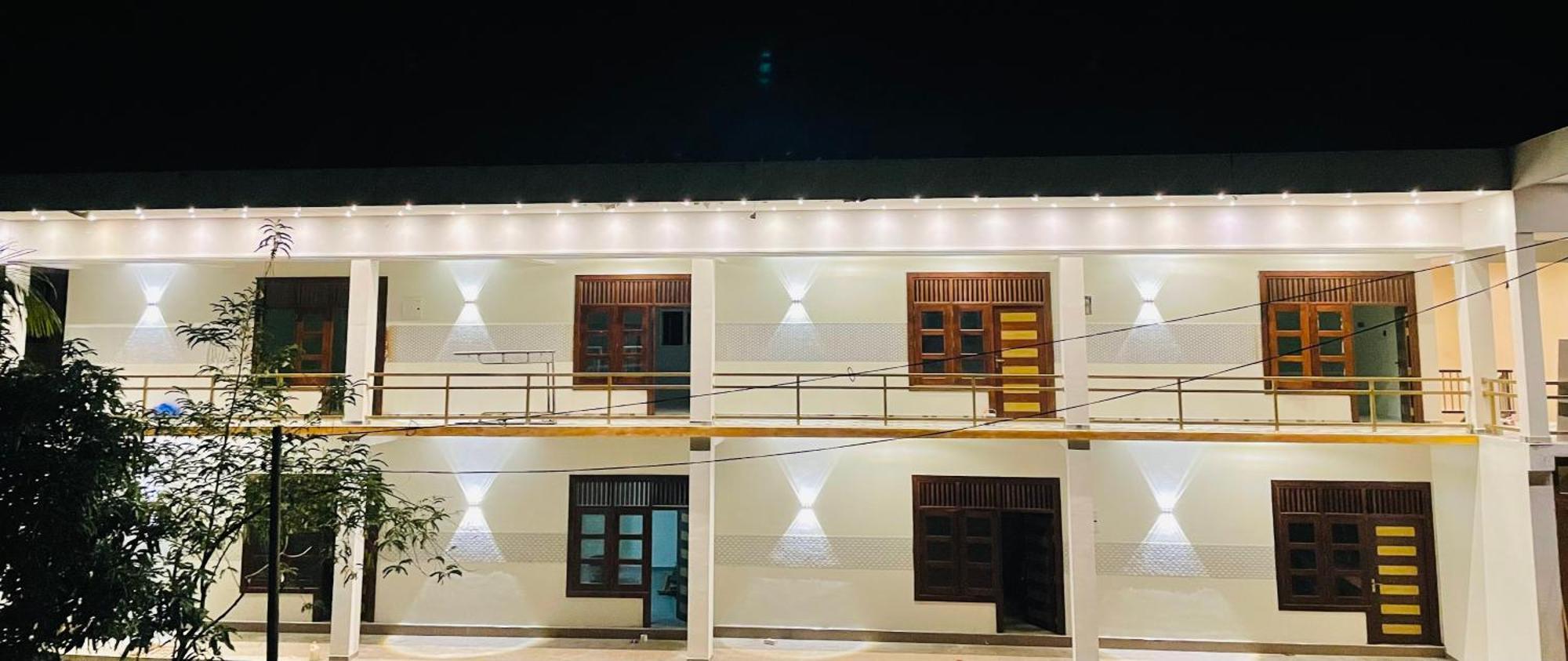 Great Victoria Palace Ratnapura Exterior foto